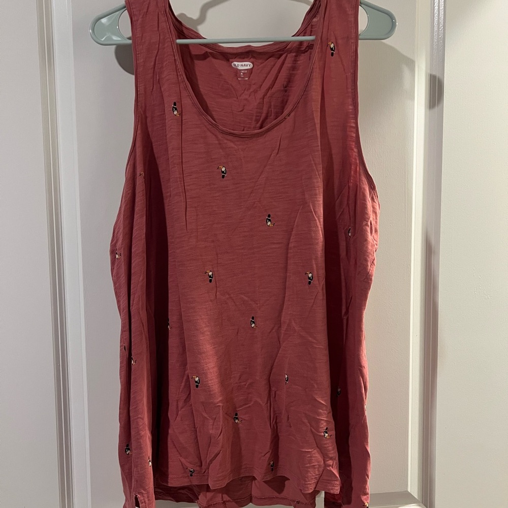 Old Navy Women's Tank Top - Red Toucans